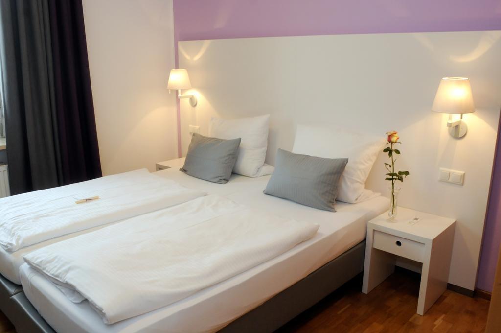 Hotel Am Alten Park Augsburg Luaran gambar